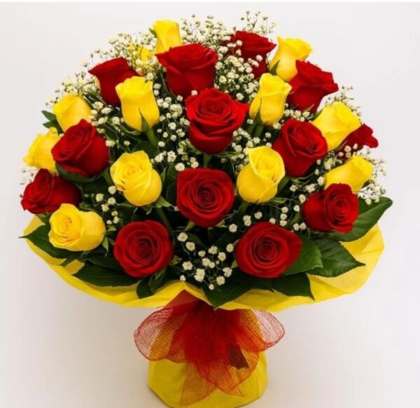 Buque Com 20 Rosas Amarelas e Vermelhas
